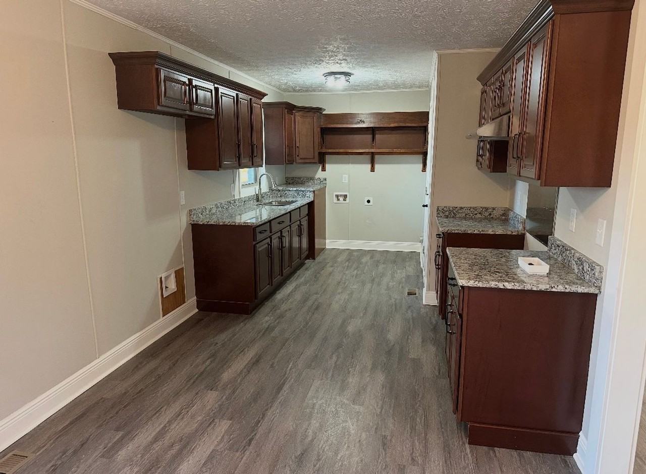 60 Horseshoe Bend Way - Photo 2 of 7