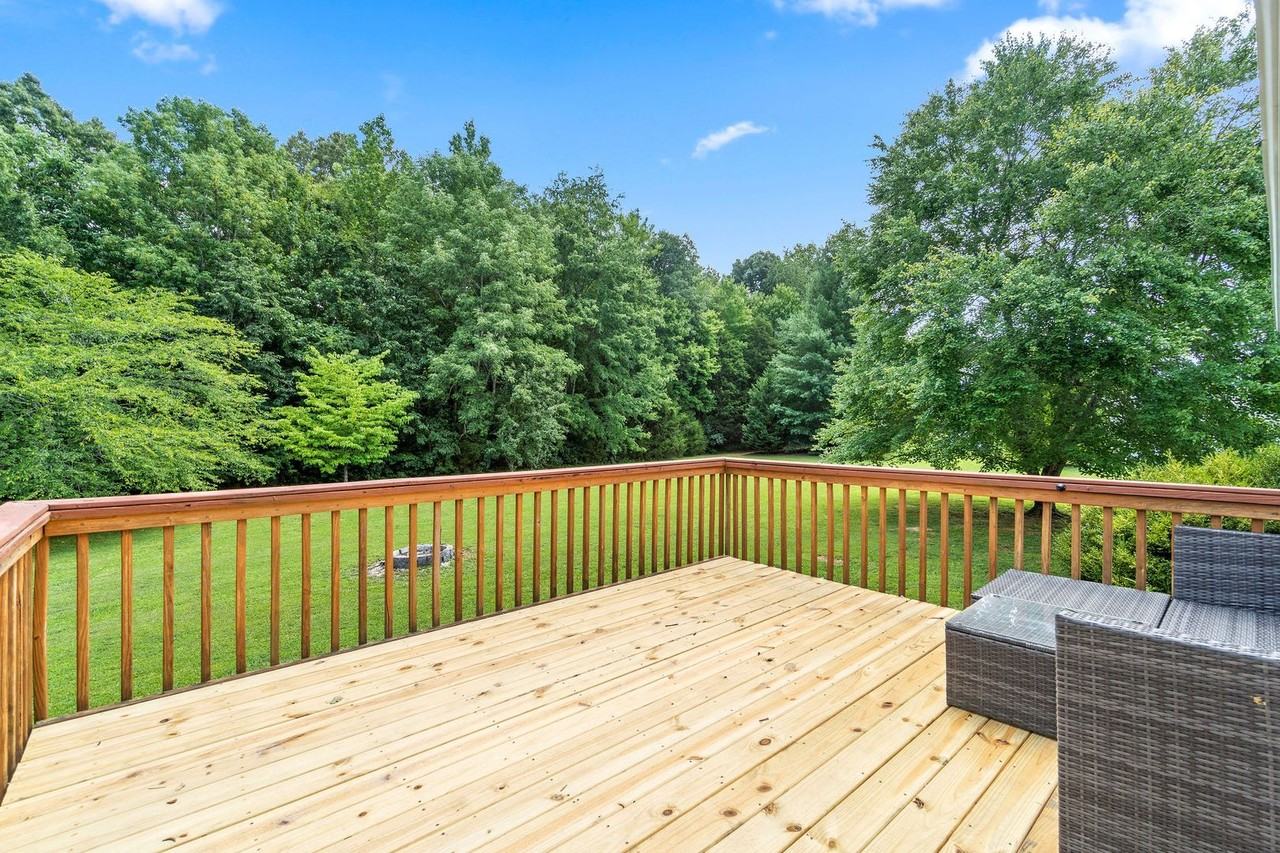 1013 Pin Oak Dr - Photo 6 of 29