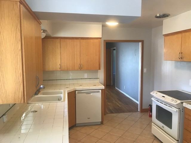 604 Friedel Ave - Photo 4 of 13