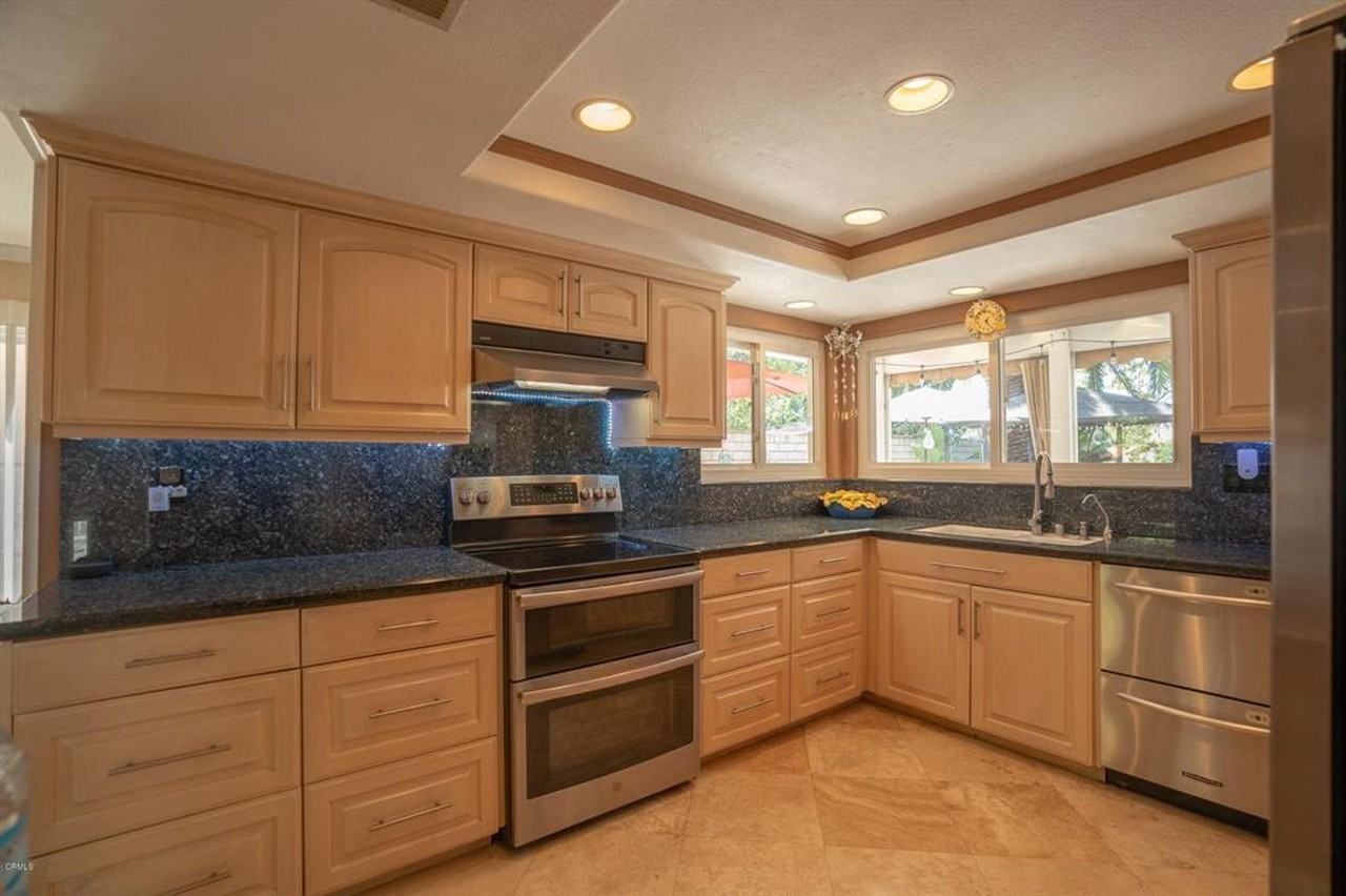 24751 Daphne W - Photo 6 of 8