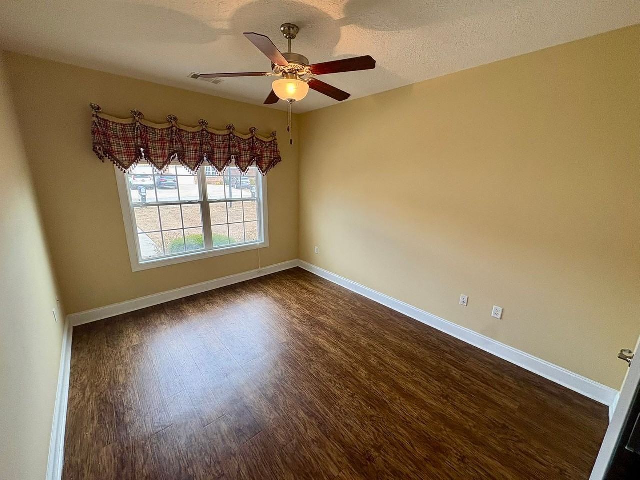 113 Ledbury Cv - Photo 4 of 11