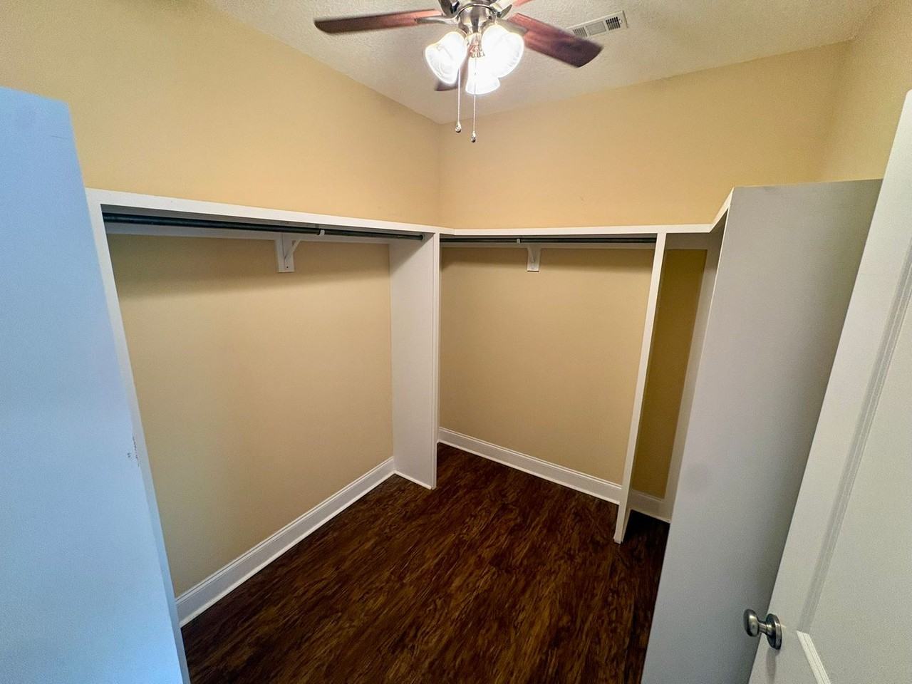 113 Ledbury Cv - Photo 7 of 11