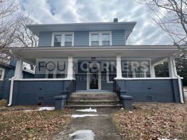 featured image of 400 Beech St