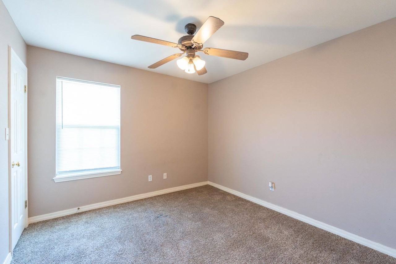 5822 Gold Crest Dr - Photo 6 of 10