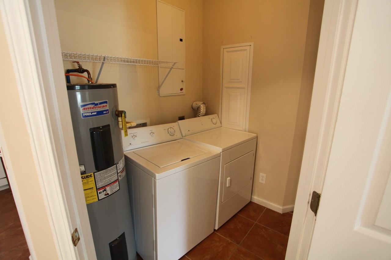 348 Jack Hampton Dr - Photo 6 of 12