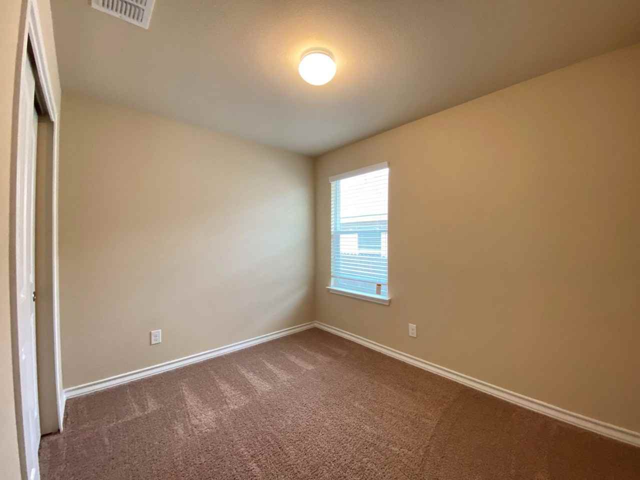 7402 Equinox Cor - Photo 3 of 17