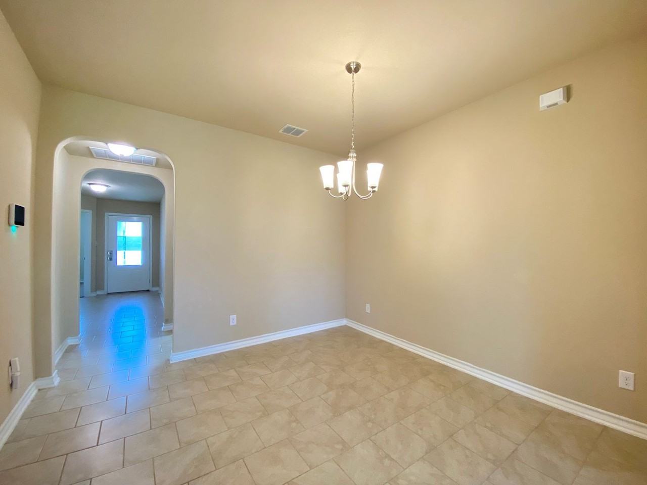 7402 Equinox Cor - Photo 6 of 17