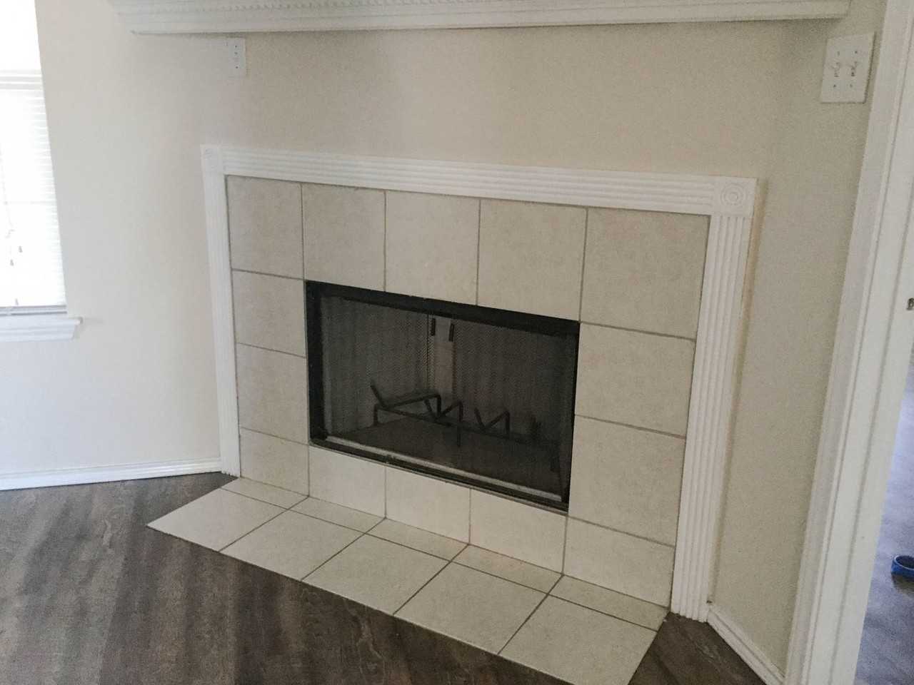 6230 6th St - Photo 3 of 13