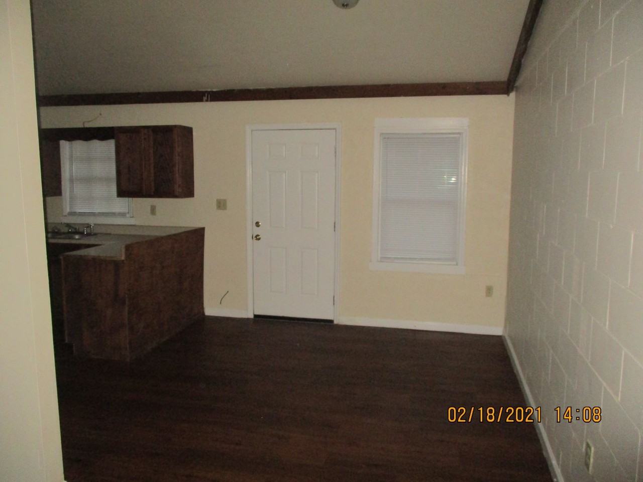 2310 Beachview Dr - Photo 5 of 11