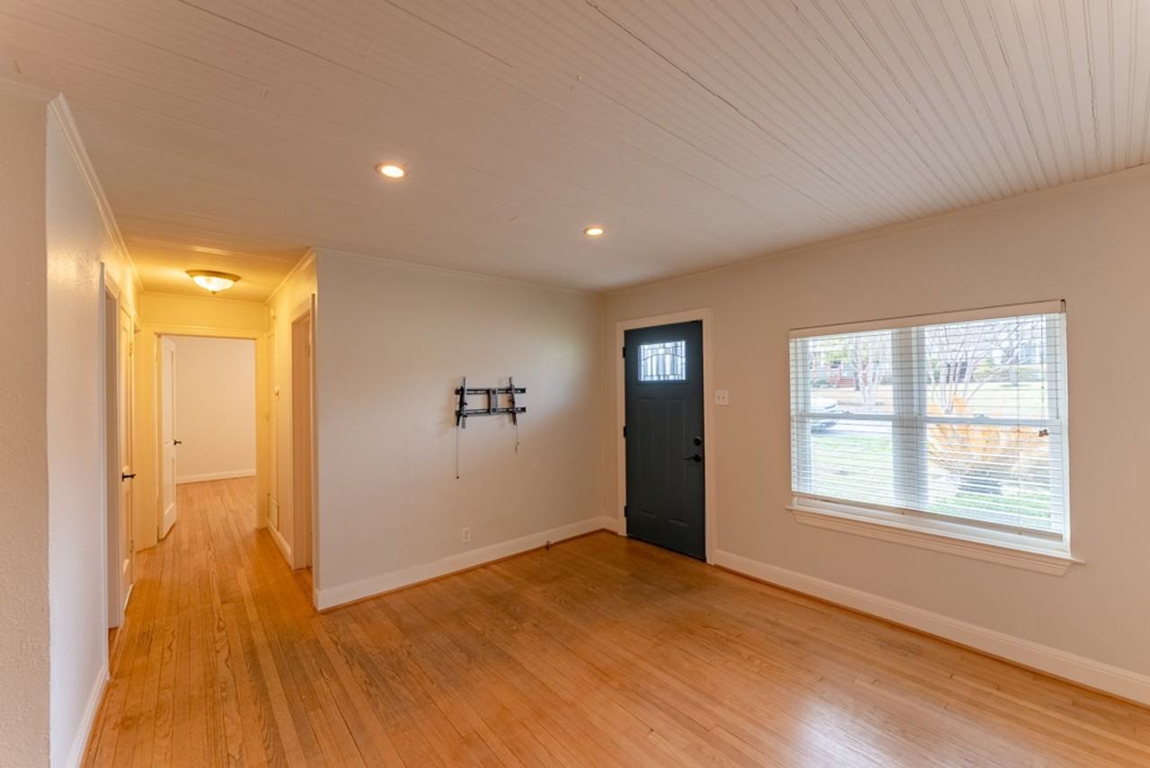 4513 Bull Creek Rd - Photo 3 of 22