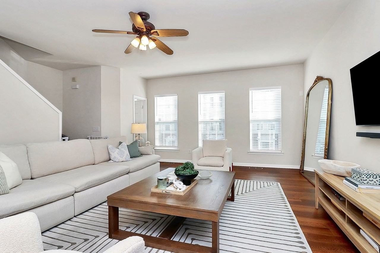 2936 Castleberry Ct - Photo 7 of 41