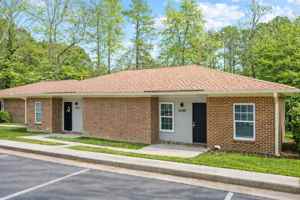 featured image of Woodpecker Ct