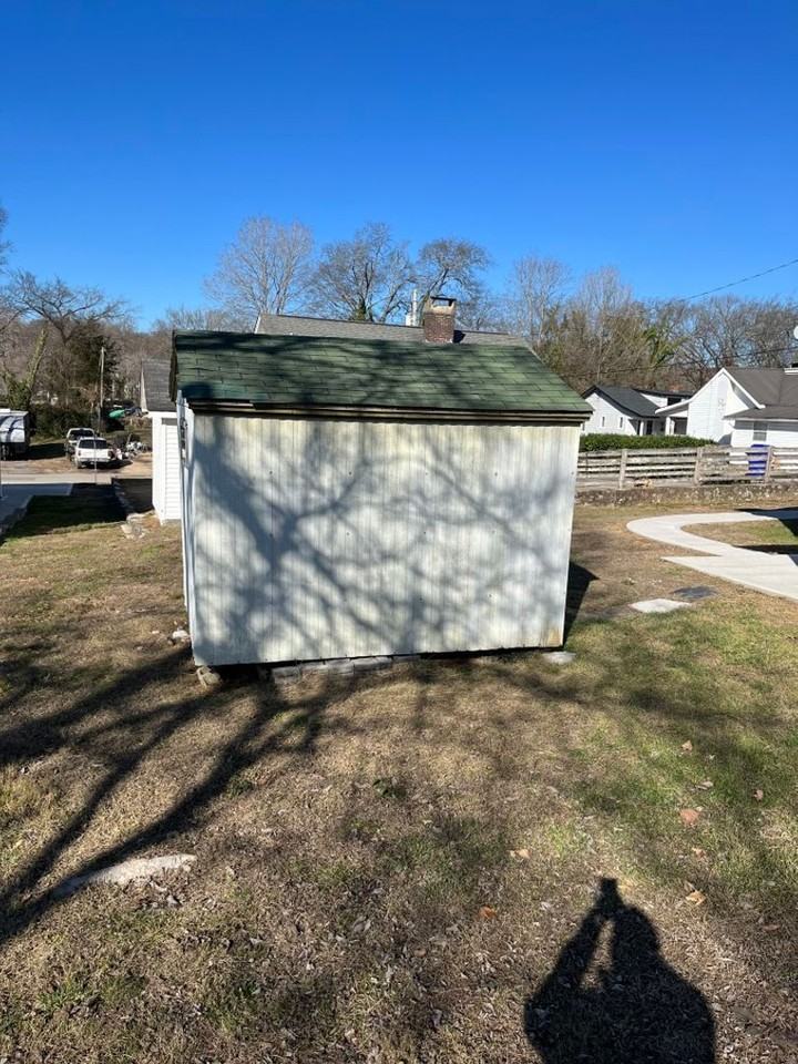 305 E Washington Ave - Photo 5 of 20