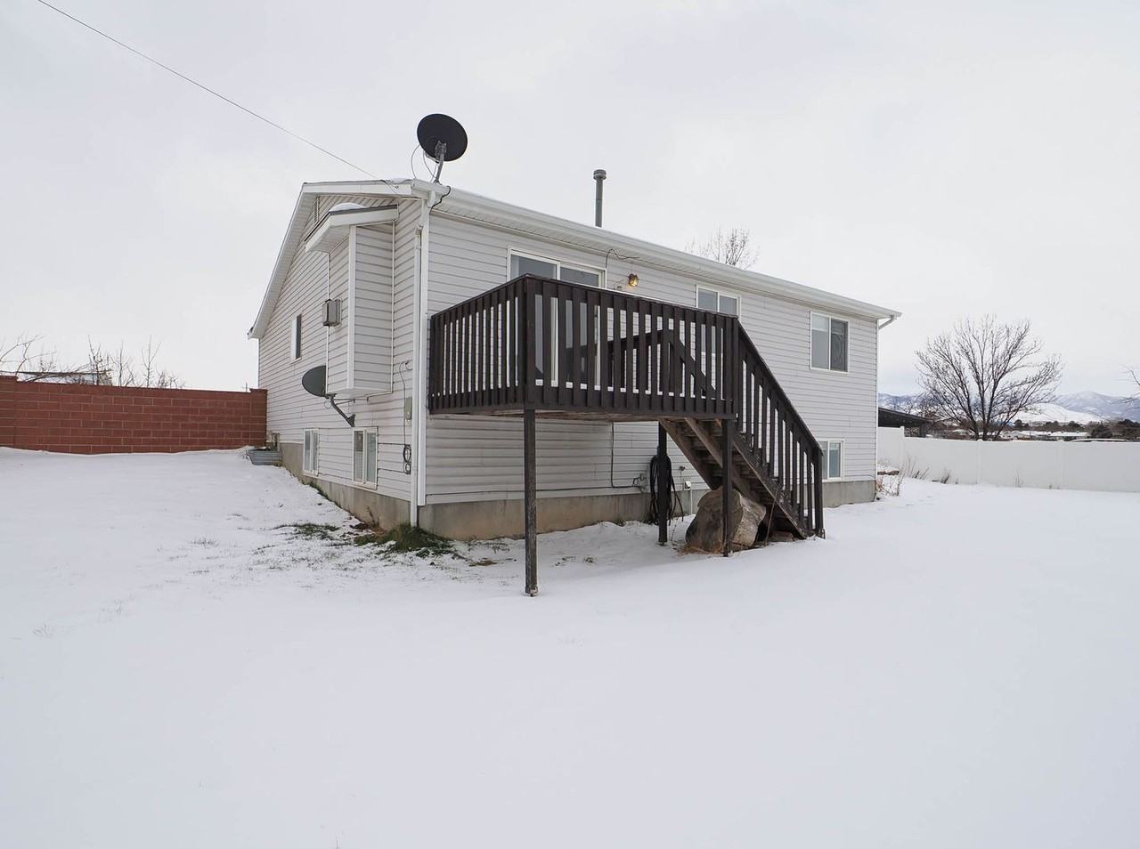 4520 S Carnegie Tech St - Photo 4 of 38