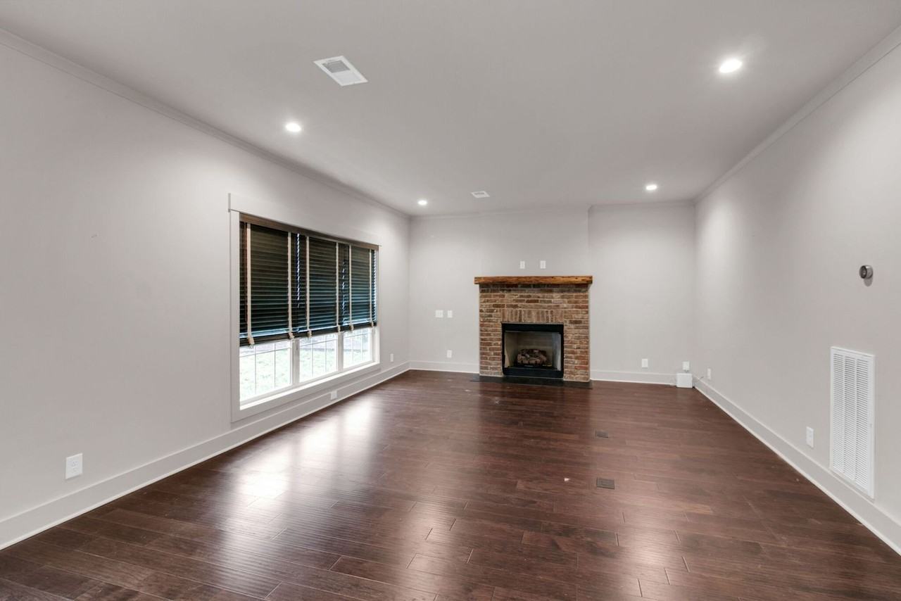 844 Jersey Dr - Photo 7 of 30