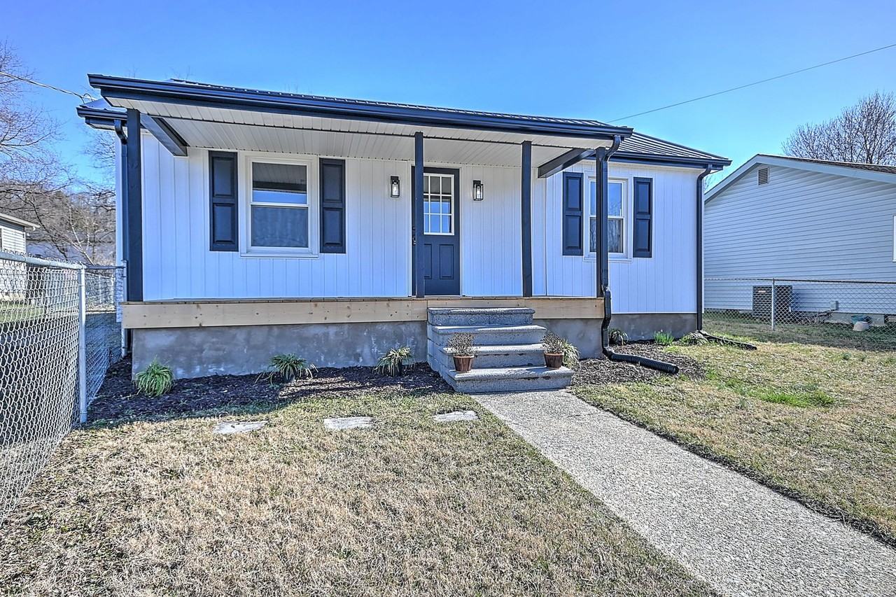 502 Colorado St - Photo 2 of 35