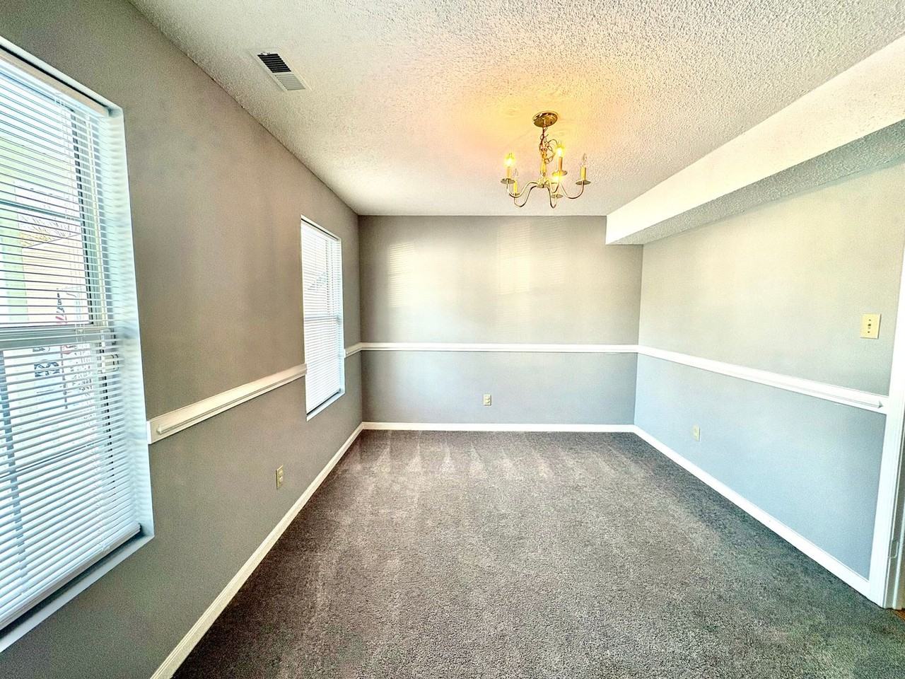 14415 Traywick Dr - Photo 3 of 15