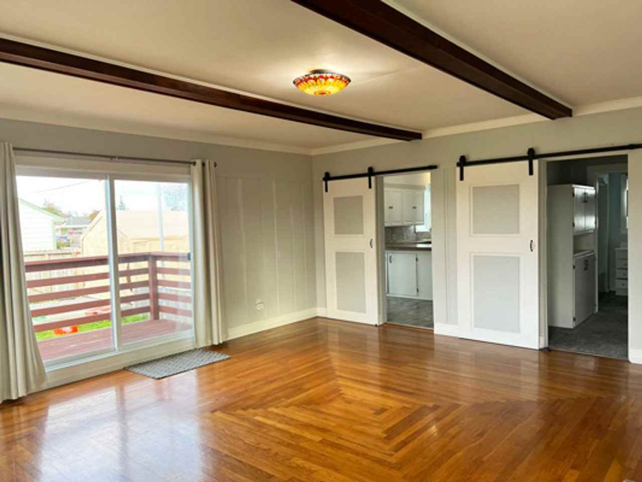 504 Silva Ave - Photo 2 of 16