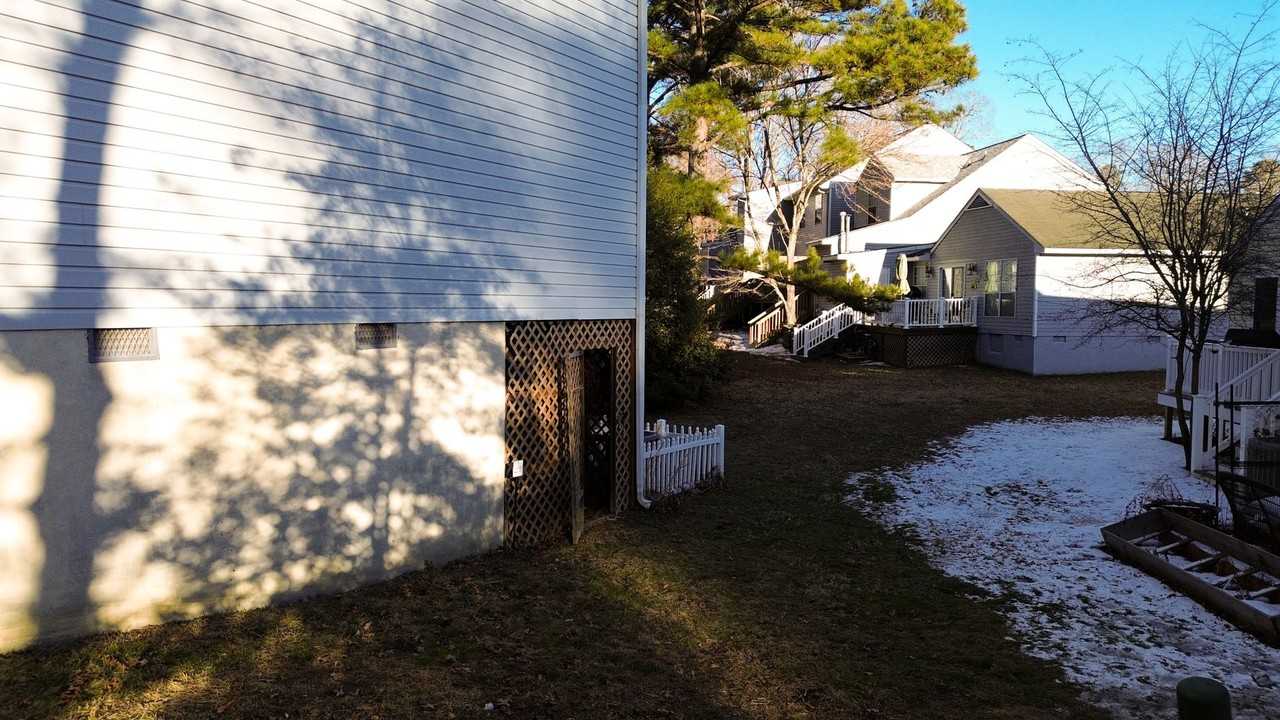 5343 Gardner Ct - Photo 6 of 35