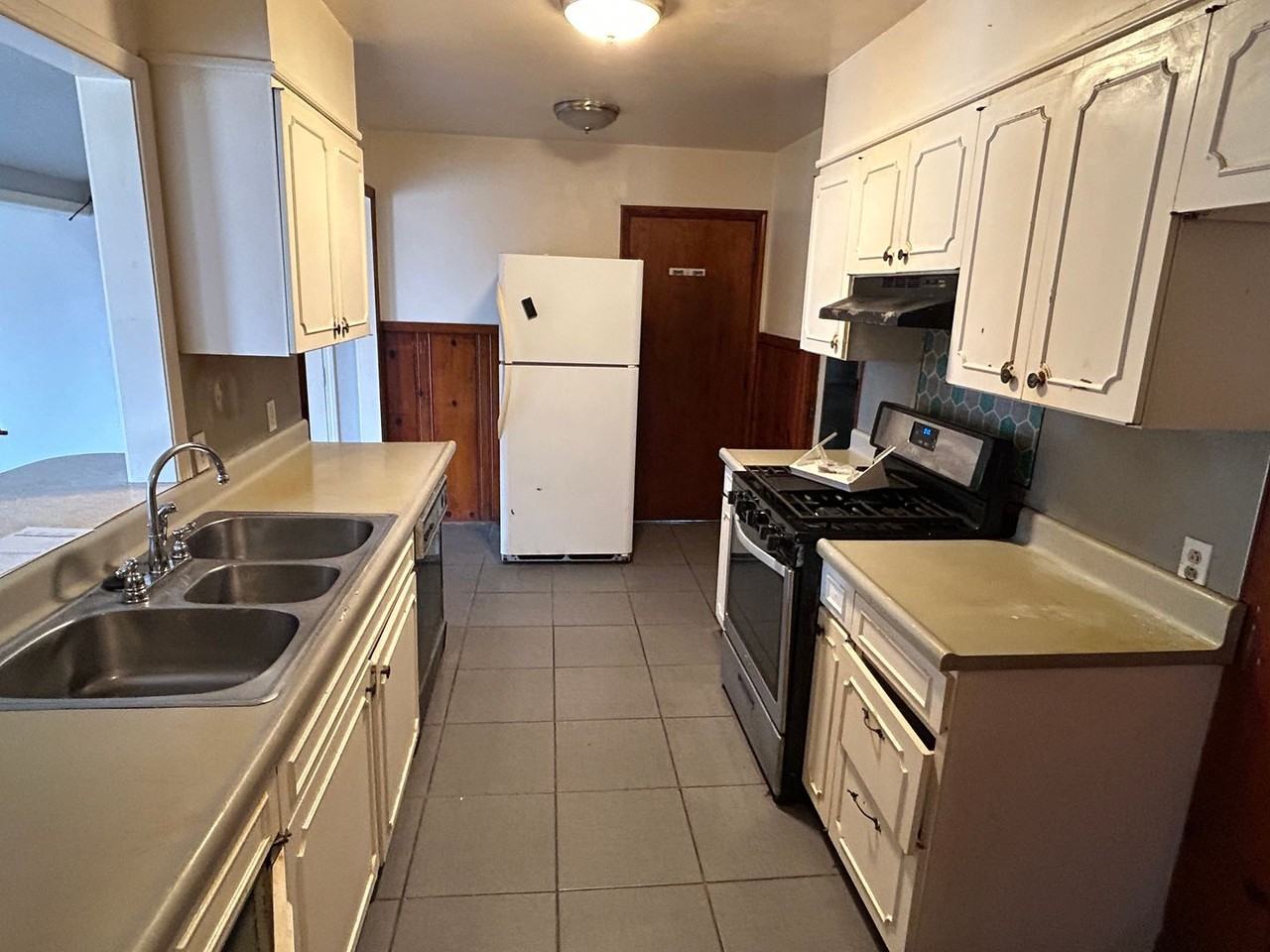 5 E Victoria St - Photo 7 of 22