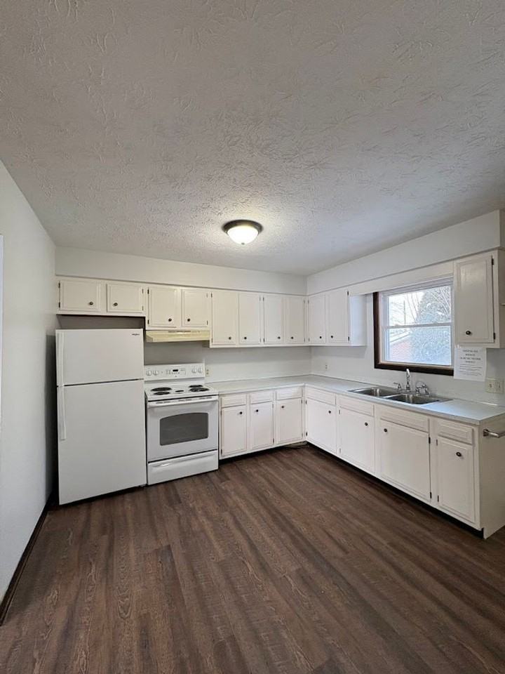 74 Briarcliff Ave - Photo 5 of 19