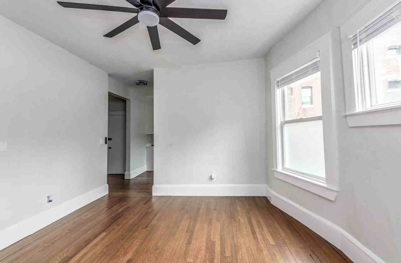 369 Tappan St #6 - Photo 5 of 11