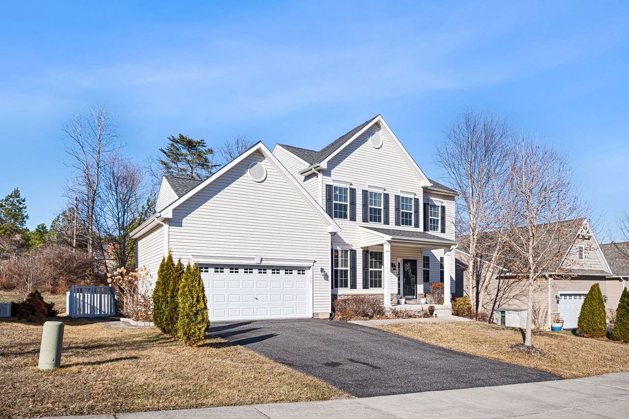 431 Welsh Hill Rd - Photo 2 of 29