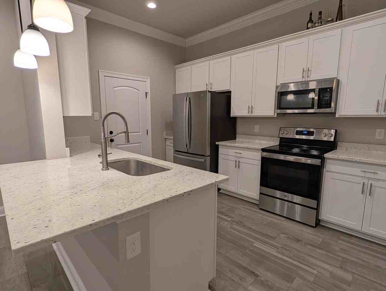 106 Vienne Trce - Photo 2 of 13