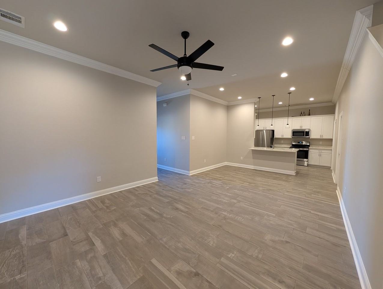 106 Vienne Trce - Photo 4 of 13