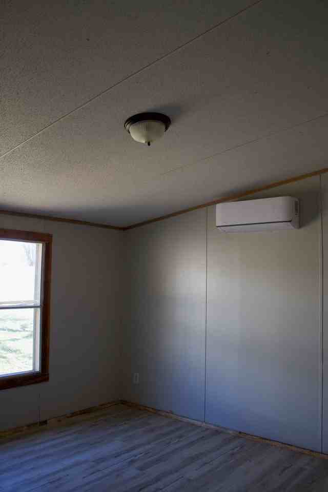 1830 Schell St - Photo 2 of 8