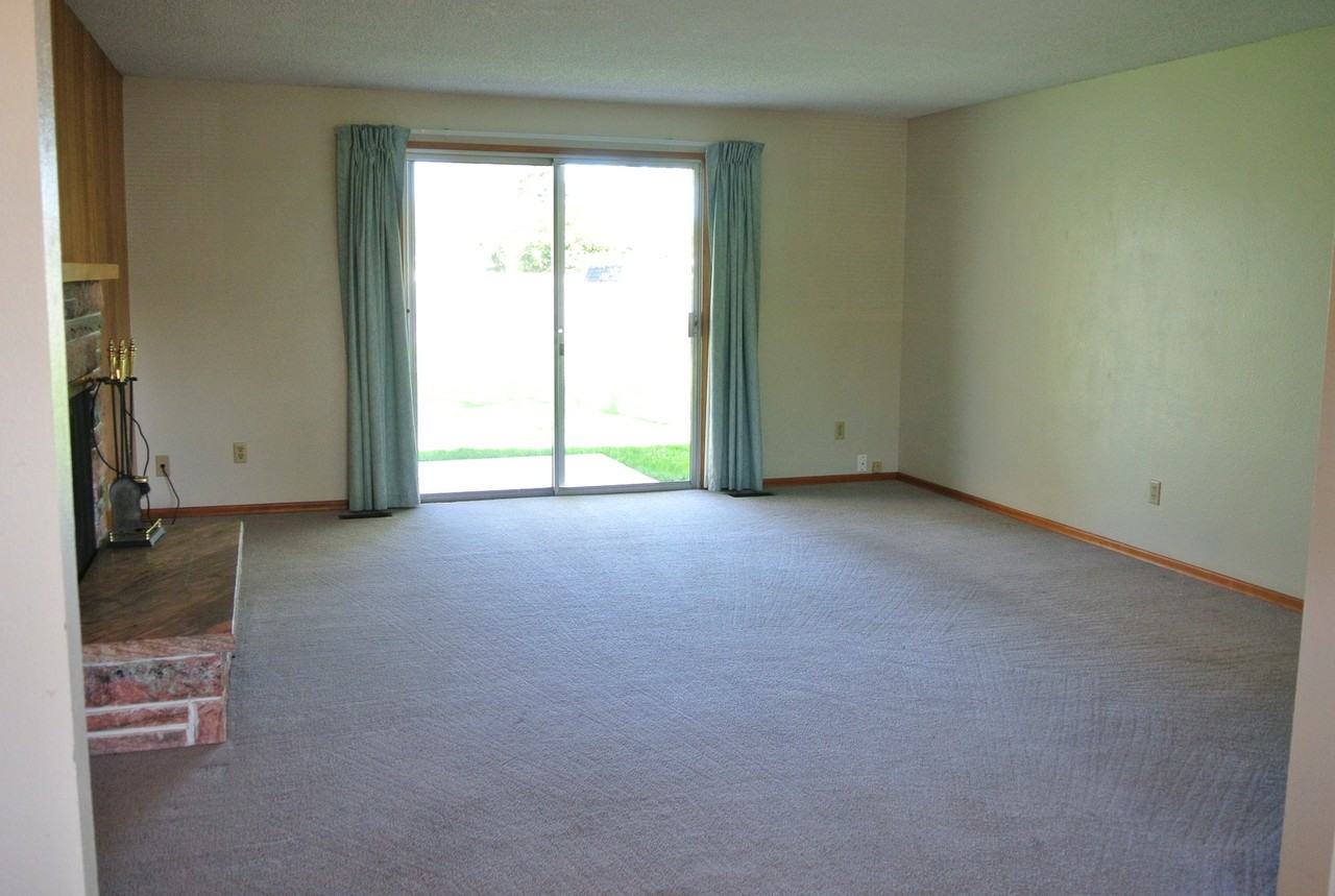 2247 Nw Dixon St - Photo 5 of 11