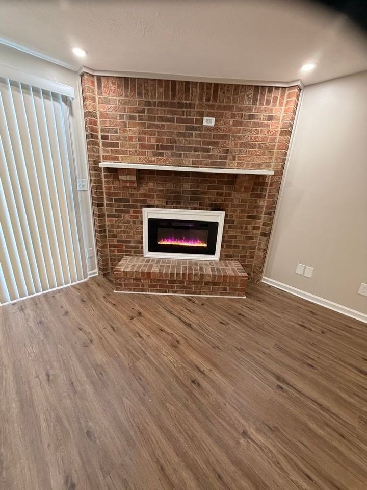 1325 Rosehaven Cir - Photo 2 of 16