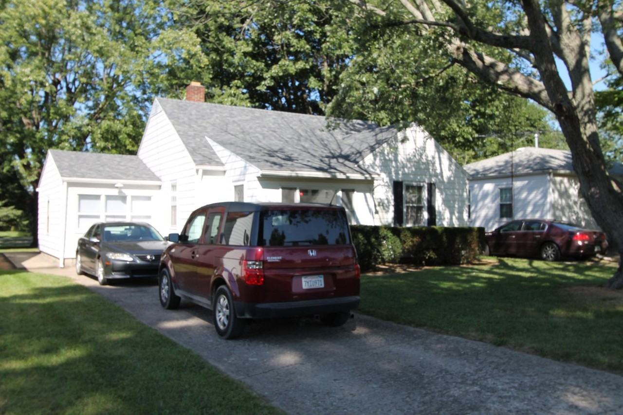 2001 N Maplewood Ave - Photo 6 of 10