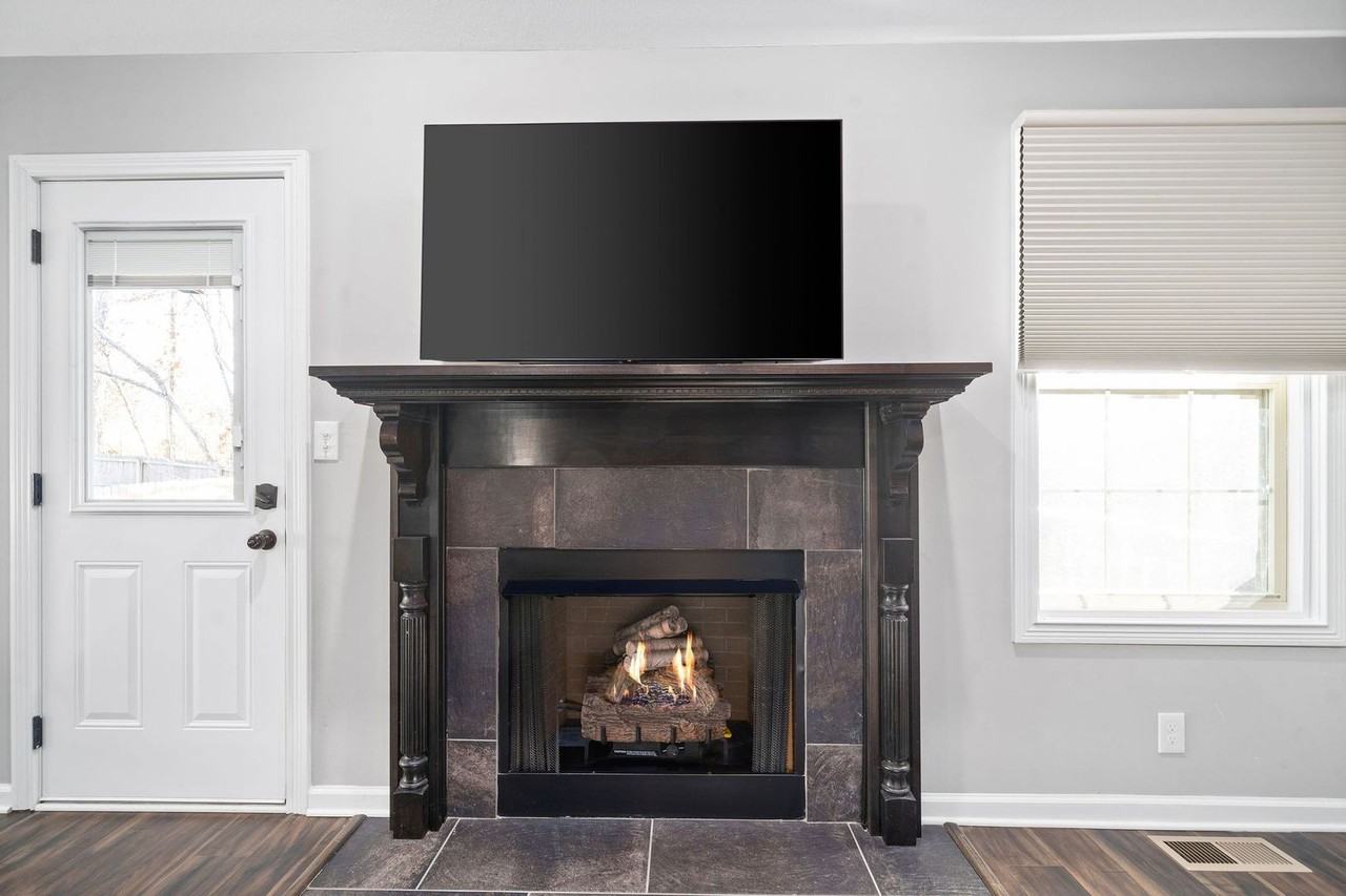 1486 Trainer Rd - Photo 7 of 35