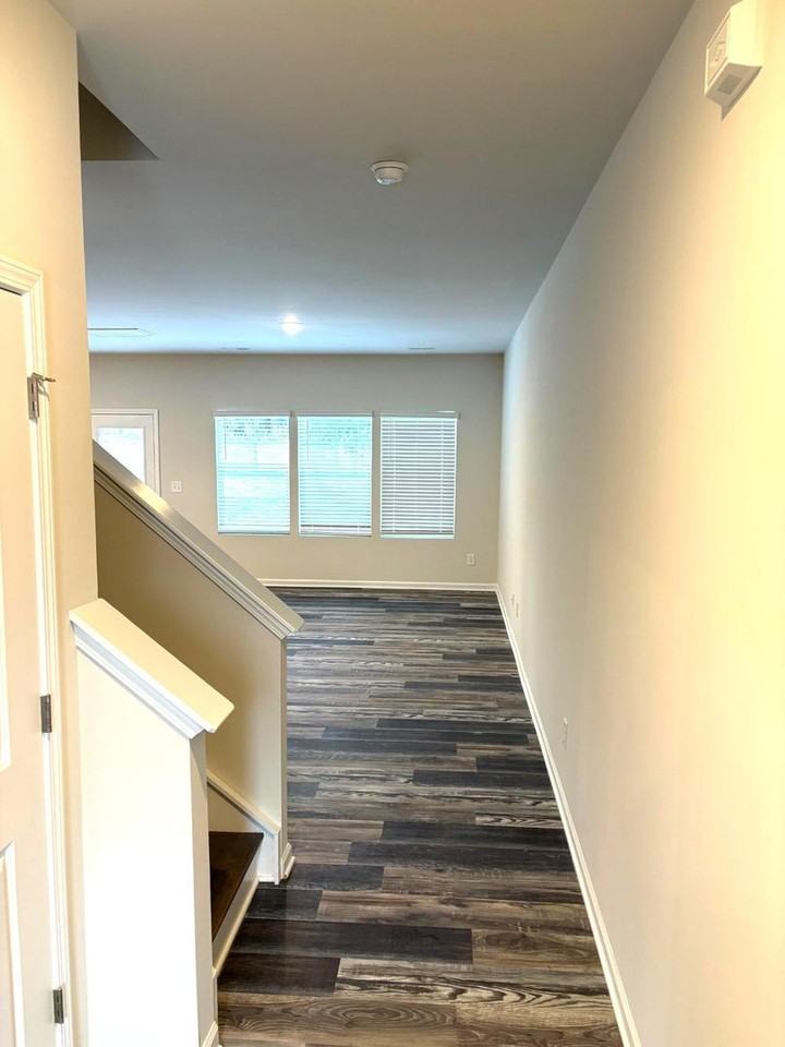 224 Hillcrest Dr - Photo 6 of 29