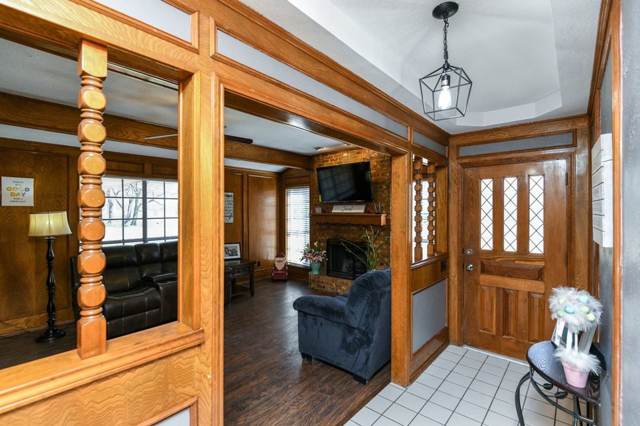 205 Josey Ln - Photo 4 of 25