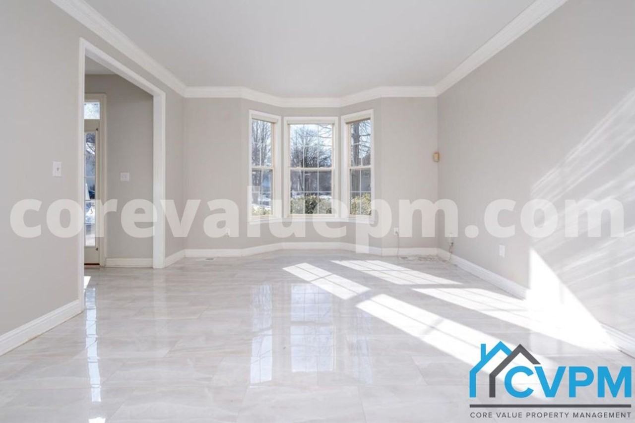 2920 Middle Bridge Ct - Photo 5 of 29