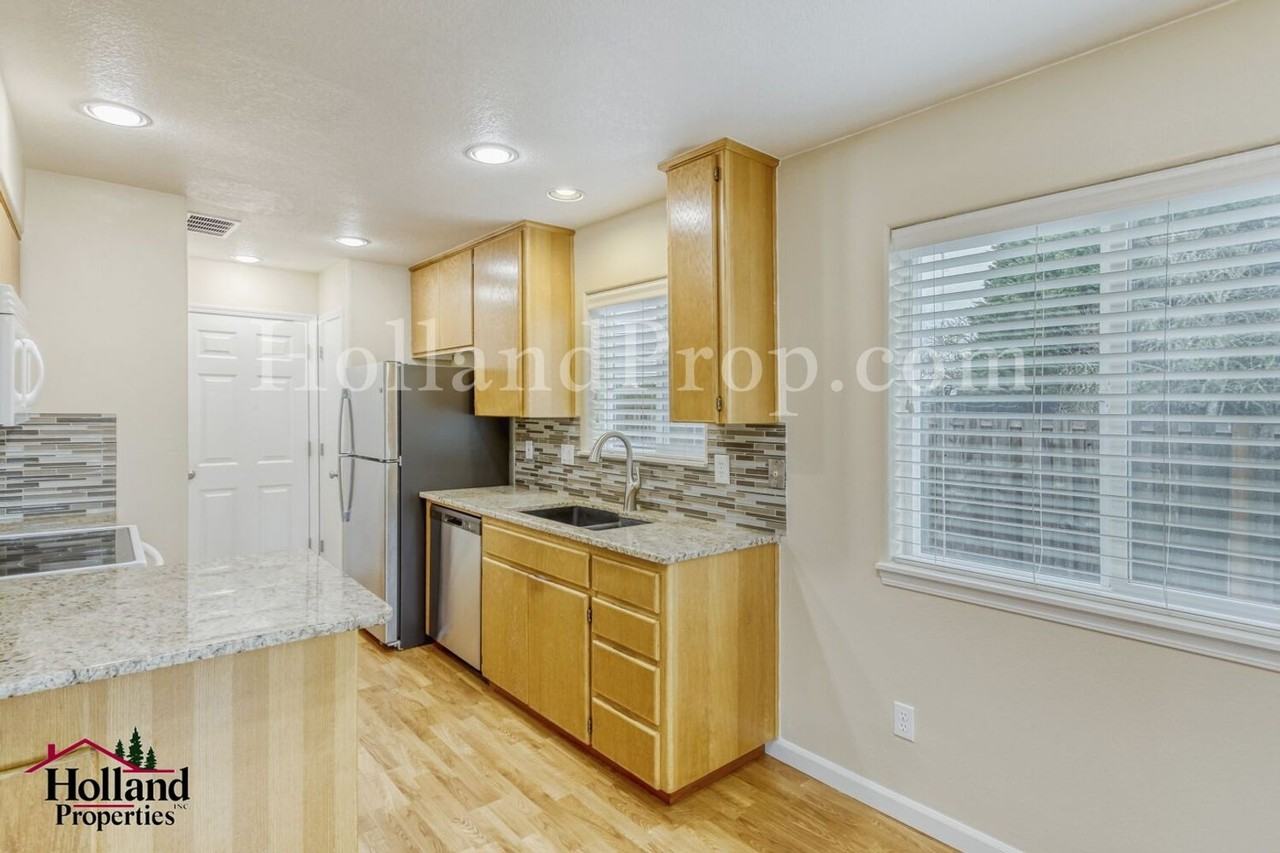 20654 Sw Sundrop Pl - Photo 7 of 18