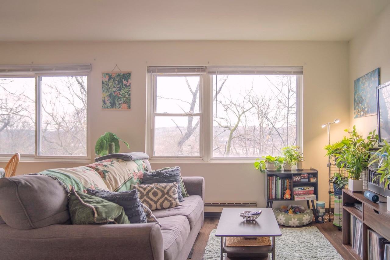 Ravenwood - Photo 2 of 50