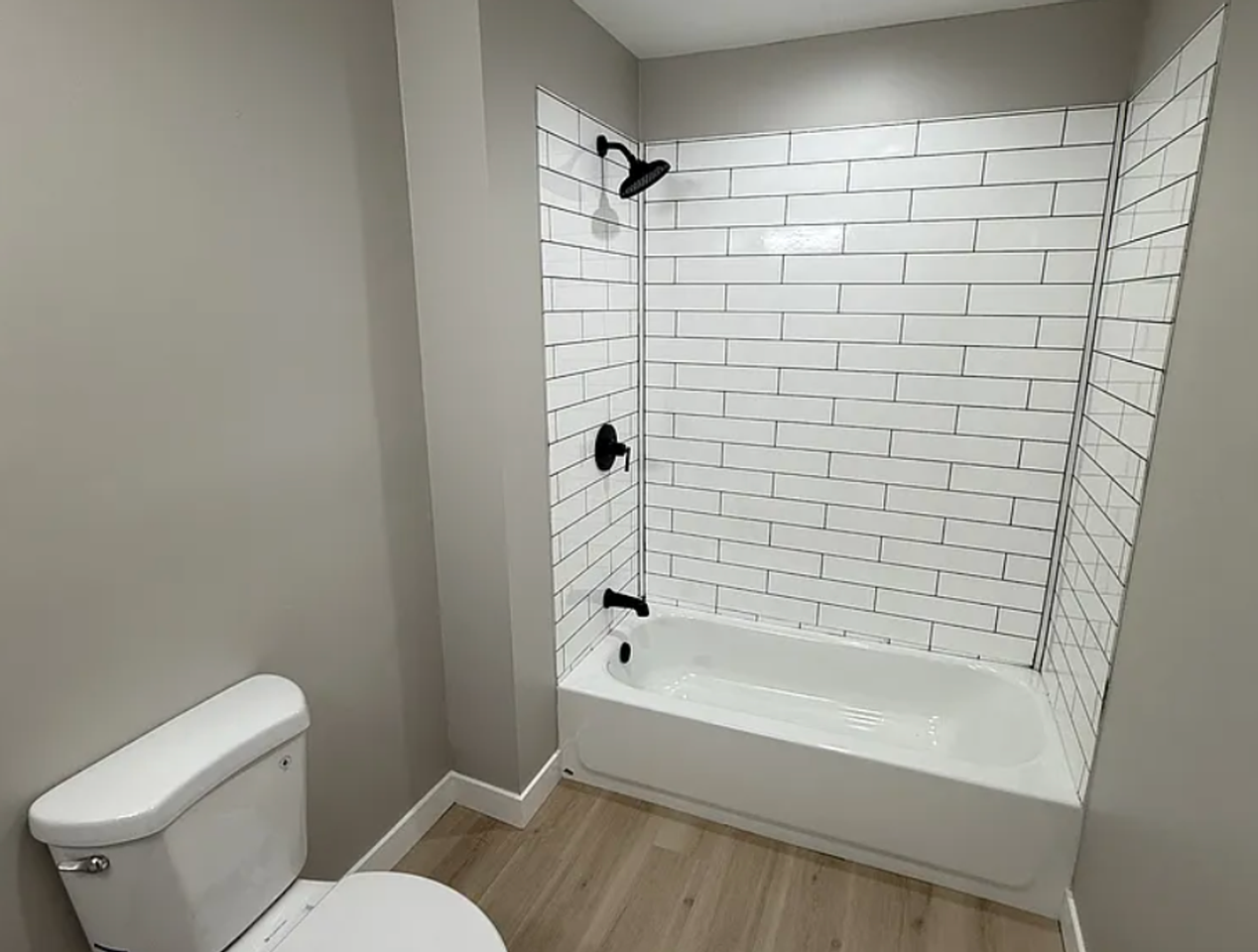 1412 Wolf Ct - Photo 7 of 13