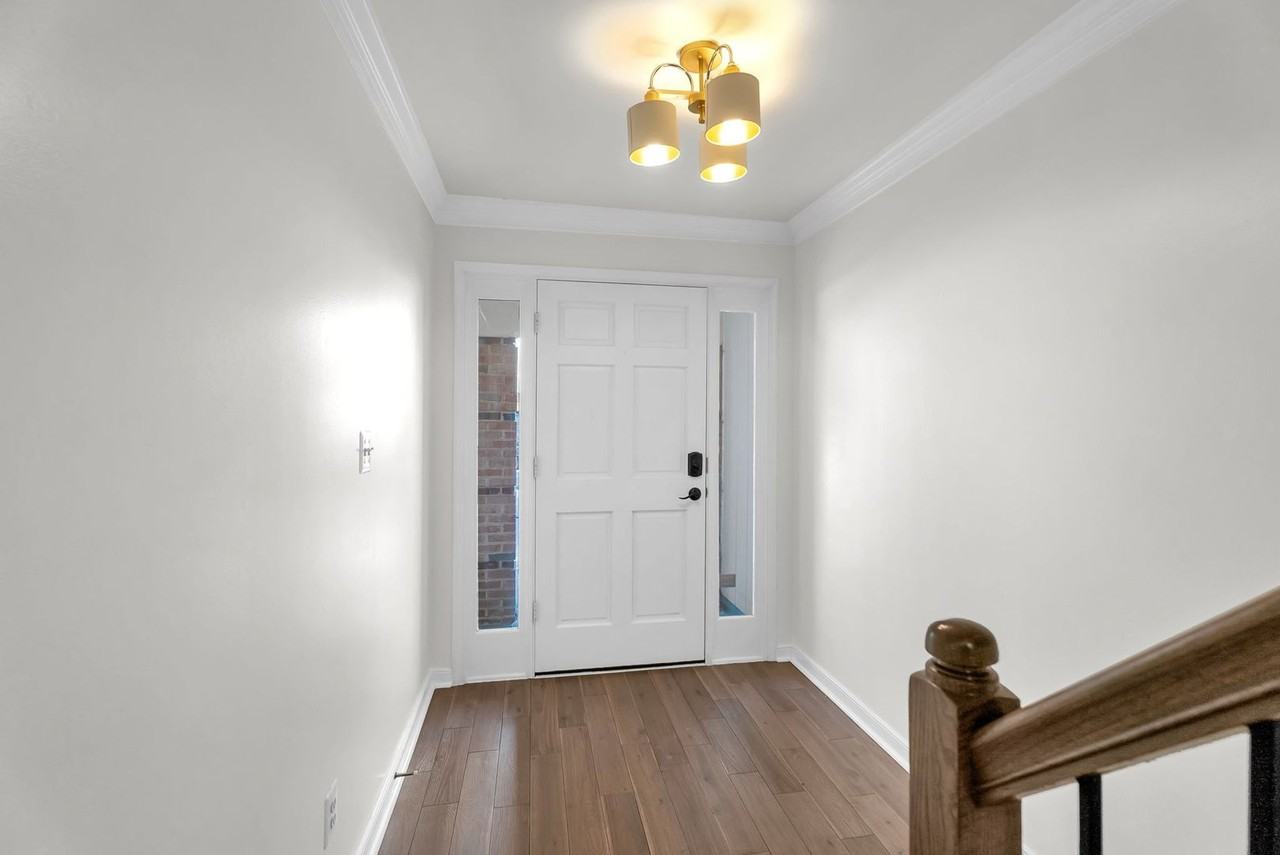 3820 White Post Ct - Photo 5 of 41