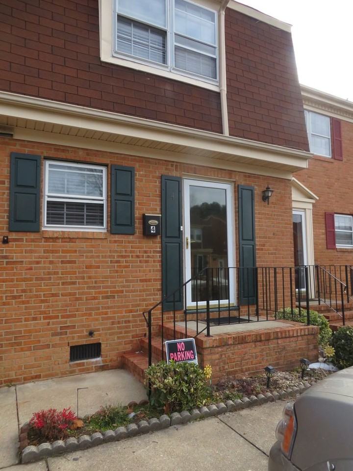 200 Walnut Blvd - Photo 2 of 15