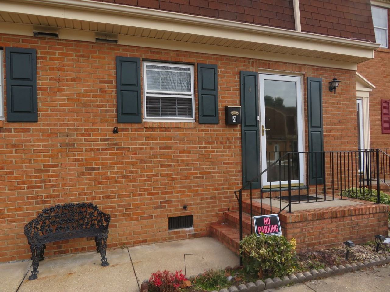 200 Walnut Blvd - Photo 3 of 15