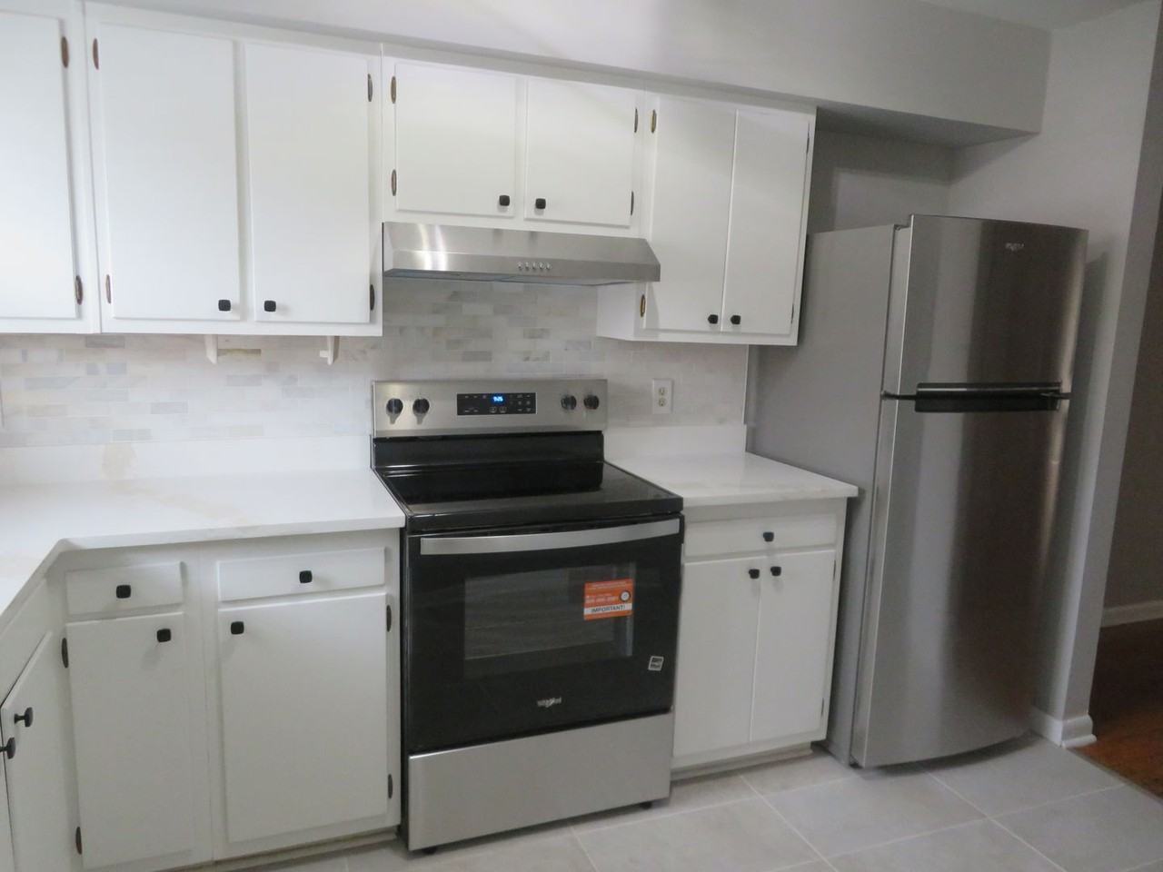 200 Walnut Blvd - Photo 5 of 15