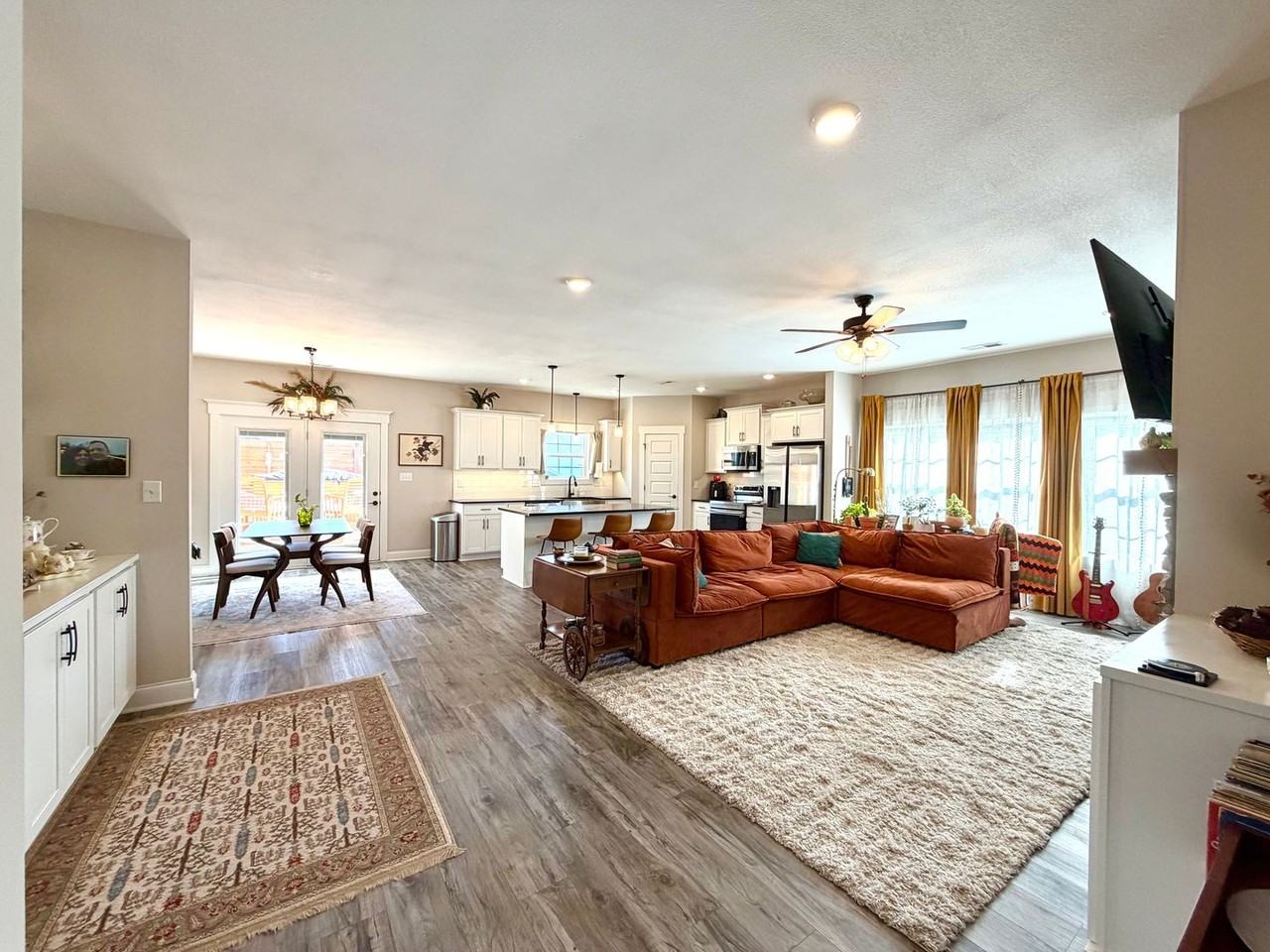 1013 Berry Bnd - Photo 6 of 50