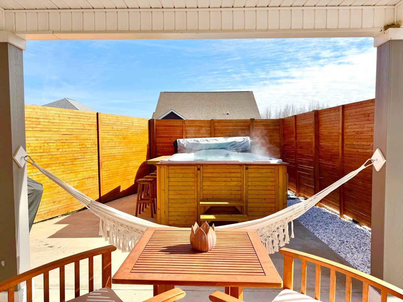 1013 Berry Bnd - Photo 7 of 50