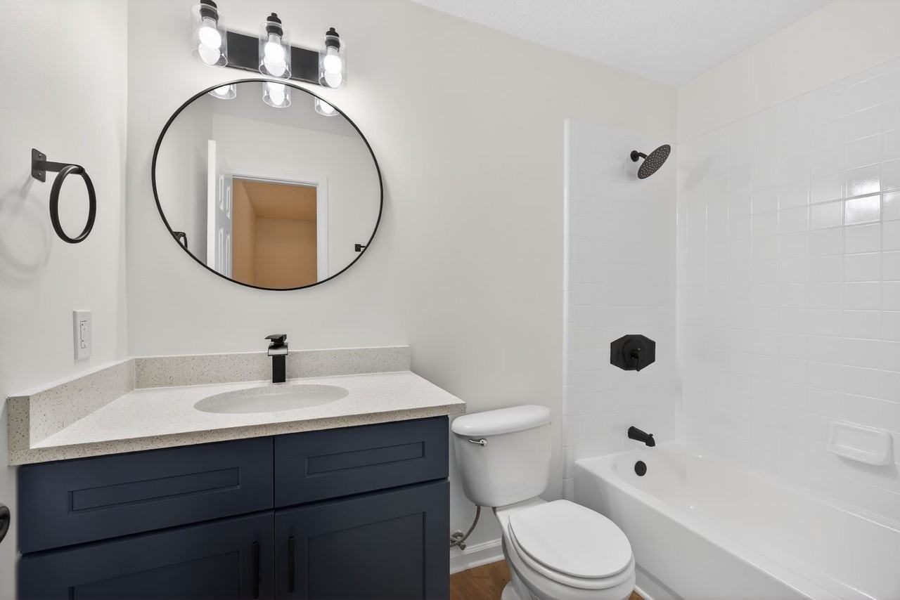 411 Pearl St - Photo 7 of 24