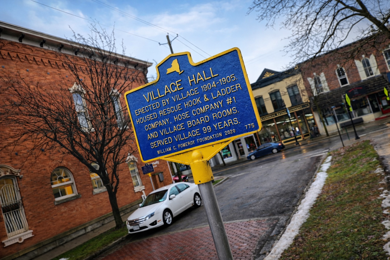 The Village Inn at One Bank Street - Photo 3 of 50