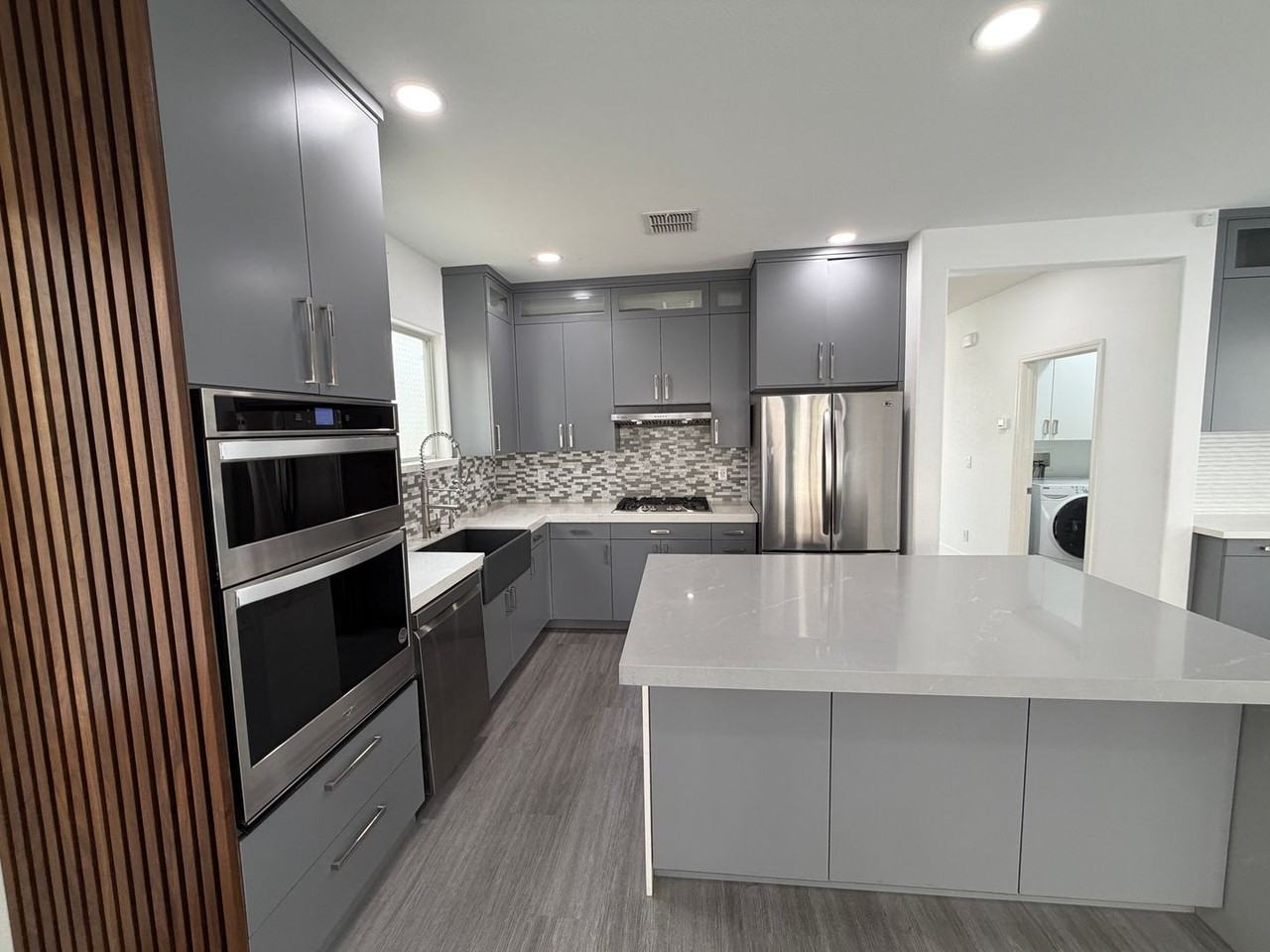 6736 Donside Ct - Photo 2 of 16