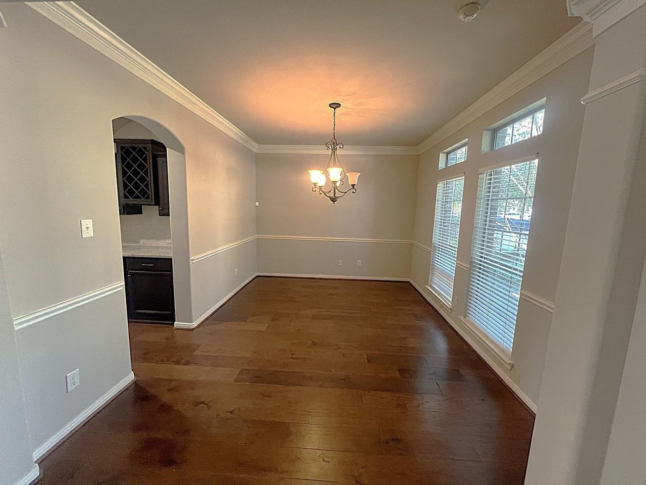 12434 Fossil Point Ln - Photo 3 of 50